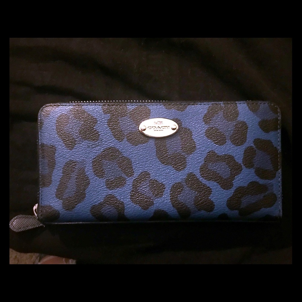 Coach royal blue accordion wallet